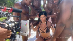Sara Retali - Multiple BBC Gangbang Outdoor BTS Video